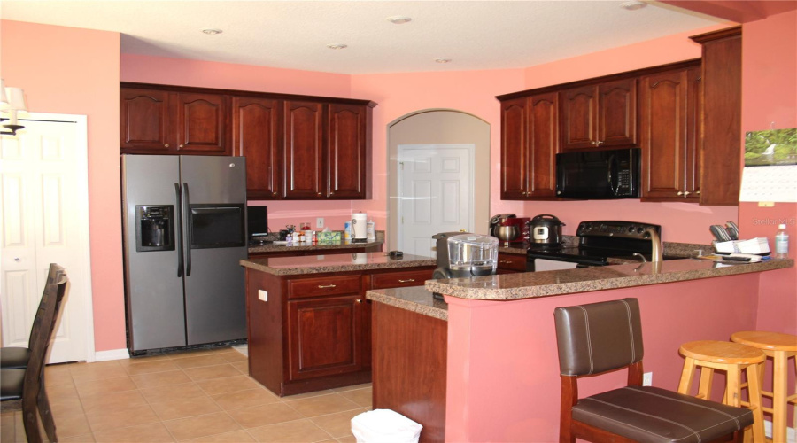 KISSIMMEE, Florida 34746, 5 Bedrooms Bedrooms, ,4 BathroomsBathrooms,Residential,For Sale,CHAPALA,0,MFRO6396893