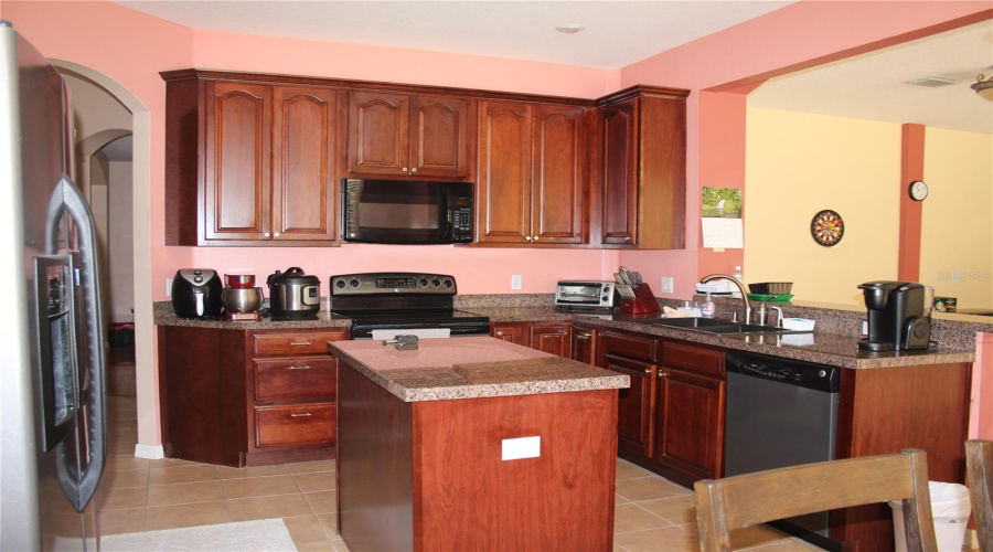 KISSIMMEE, Florida 34746, 5 Bedrooms Bedrooms, ,4 BathroomsBathrooms,Residential,For Sale,CHAPALA,0,MFRO6396893