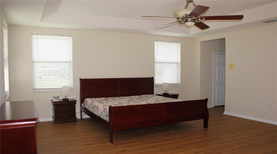 KISSIMMEE, Florida 34746, 5 Bedrooms Bedrooms, ,4 BathroomsBathrooms,Residential,For Sale,CHAPALA,0,MFRO6396893