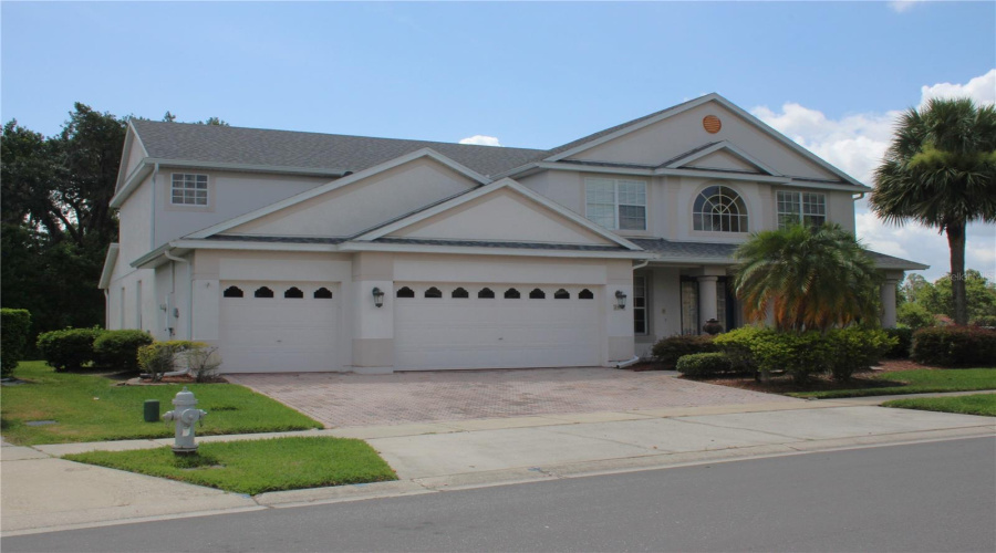 KISSIMMEE, Florida 34746, 5 Bedrooms Bedrooms, ,4 BathroomsBathrooms,Residential,For Sale,CHAPALA,0,MFRO6396893