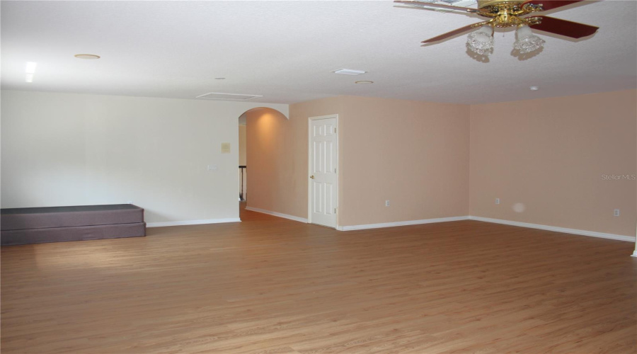 KISSIMMEE, Florida 34746, 5 Bedrooms Bedrooms, ,4 BathroomsBathrooms,Residential,For Sale,CHAPALA,0,MFRO6396893