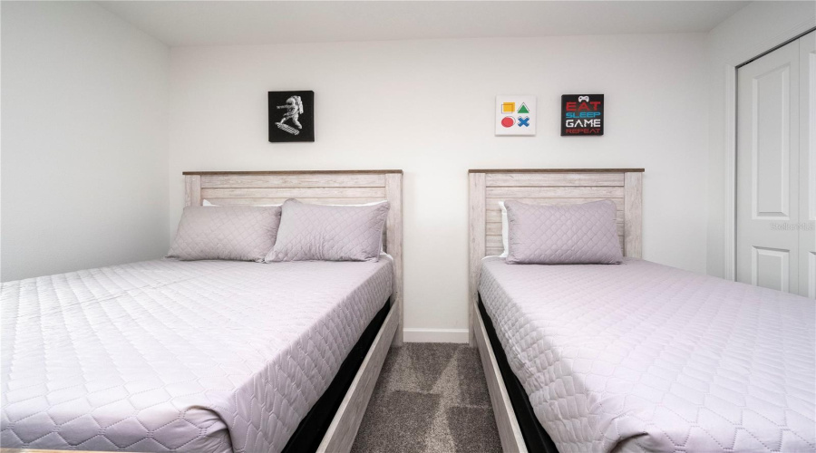 KISSIMMEE, Florida 34746, 4 Bedrooms Bedrooms, ,3 BathroomsBathrooms,Residential,For Sale,SCENE,0,MFRS5147311