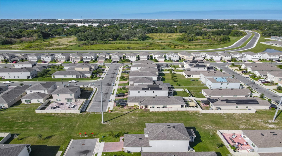 DAVENPORT, Florida 33837, 5 Bedrooms Bedrooms, ,2 BathroomsBathrooms,Residential,For Sale,SWAN SWIM,0,MFRS5136959