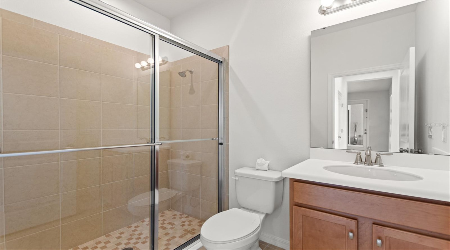 KISSIMMEE, Florida 34746, 6 Bedrooms Bedrooms, ,4 BathroomsBathrooms,Residential,For Sale,BEACON,0,MFRO6342981