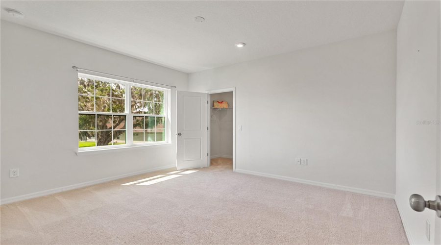 KISSIMMEE, Florida 34746, 6 Bedrooms Bedrooms, ,4 BathroomsBathrooms,Residential,For Sale,BEACON,0,MFRO6342981