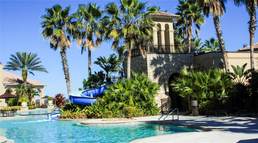 KISSIMMEE, Florida 34746, 6 Bedrooms Bedrooms, ,4 BathroomsBathrooms,Residential,For Sale,BEACON,0,MFRO6342981