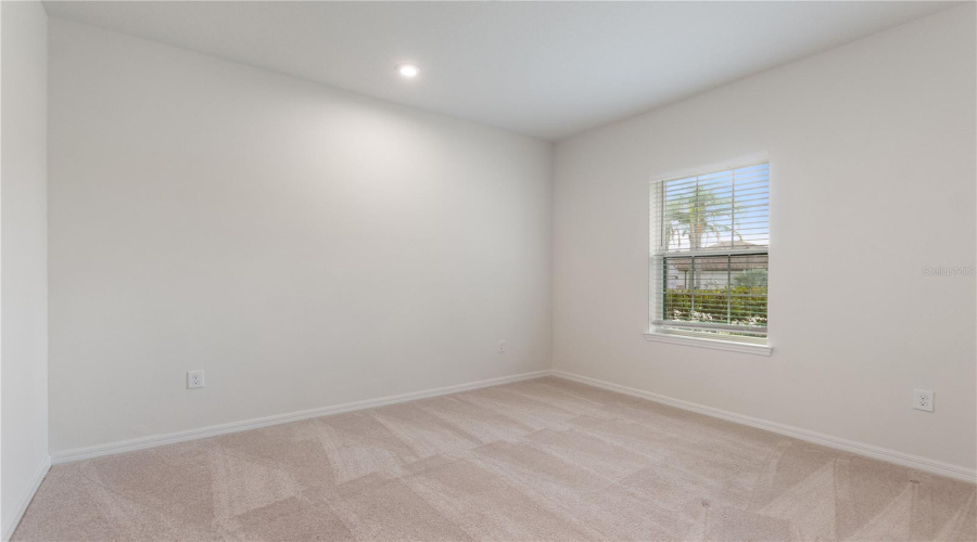 KISSIMMEE, Florida 34746, 6 Bedrooms Bedrooms, ,4 BathroomsBathrooms,Residential,For Sale,BEACON,0,MFRO6342981