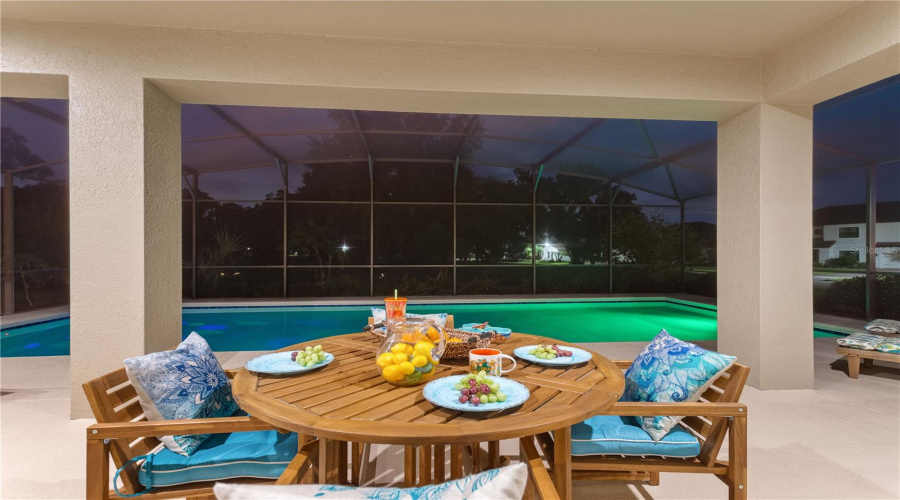 KISSIMMEE, Florida 34746, 6 Bedrooms Bedrooms, ,4 BathroomsBathrooms,Residential,For Sale,BEACON,0,MFRO6342981