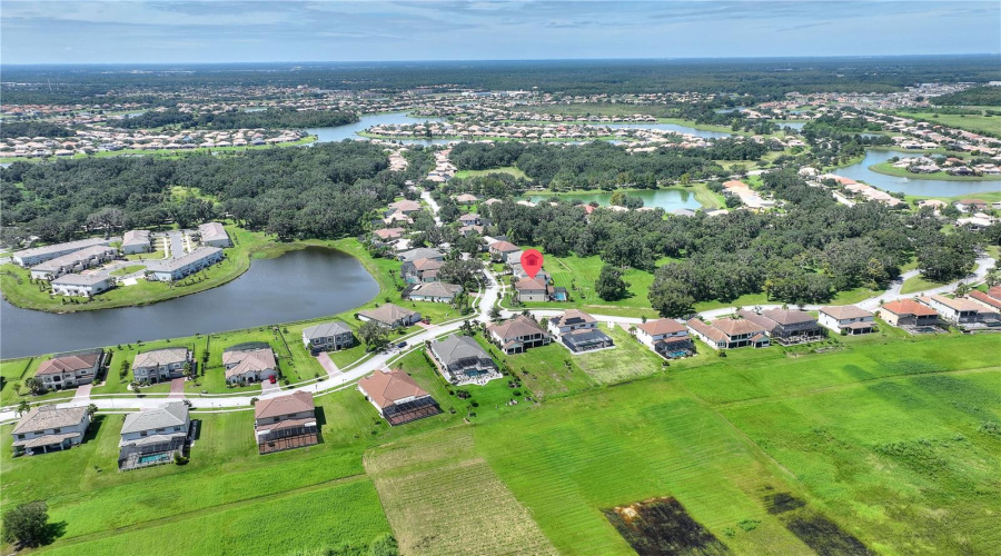 KISSIMMEE, Florida 34746, 6 Bedrooms Bedrooms, ,4 BathroomsBathrooms,Residential,For Sale,BEACON,0,MFRO6342981