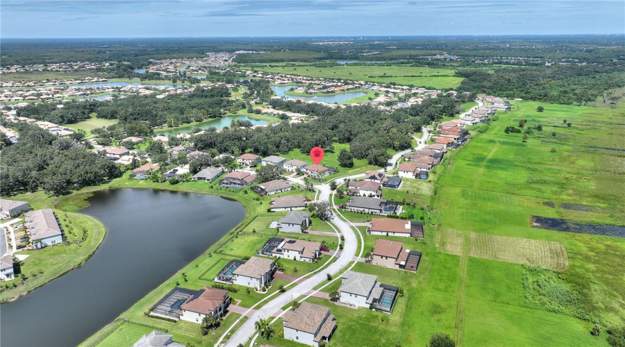 KISSIMMEE, Florida 34746, 6 Bedrooms Bedrooms, ,4 BathroomsBathrooms,Residential,For Sale,BEACON,0,MFRO6342981