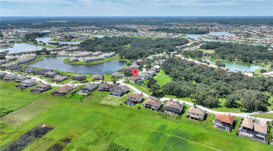 KISSIMMEE, Florida 34746, 6 Bedrooms Bedrooms, ,4 BathroomsBathrooms,Residential,For Sale,BEACON,0,MFRO6342981