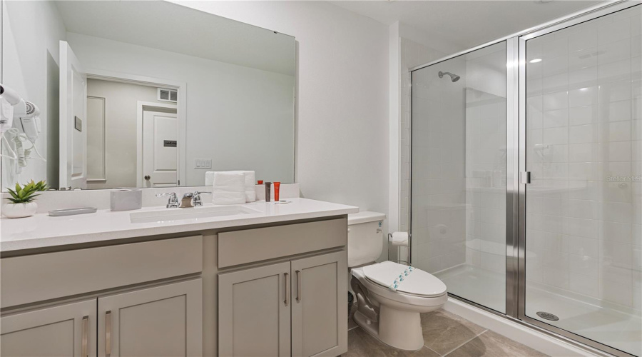 KISSIMMEE, Florida 34747, 6 Bedrooms Bedrooms, ,4 BathroomsBathrooms,Residential,For Sale,ZABALLINA,0,MFRO6295498