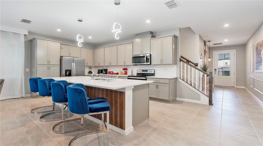 KISSIMMEE, Florida 34747, 6 Bedrooms Bedrooms, ,4 BathroomsBathrooms,Residential,For Sale,ZABALLINA,0,MFRO6295498