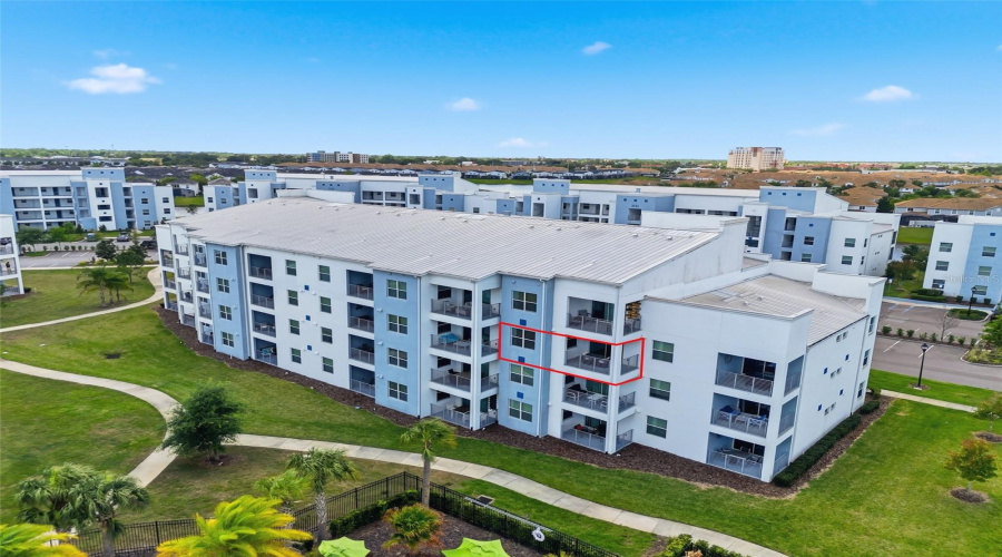 KISSIMMEE, Florida 34746, 2 Bedrooms Bedrooms, ,2 BathroomsBathrooms,Residential,For Sale,PARADOX,0,MFRS5147323