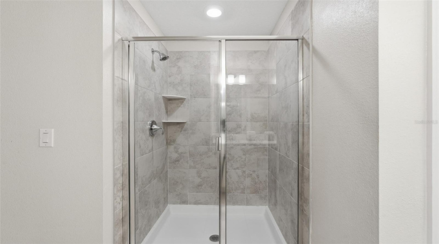 KISSIMMEE, Florida 34746, 2 Bedrooms Bedrooms, ,2 BathroomsBathrooms,Residential,For Sale,PARADOX,0,MFRS5147323