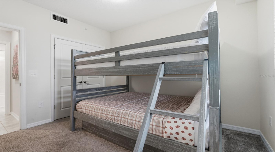 KISSIMMEE, Florida 34746, 2 Bedrooms Bedrooms, ,2 BathroomsBathrooms,Residential,For Sale,PARADOX,0,MFRS5147323