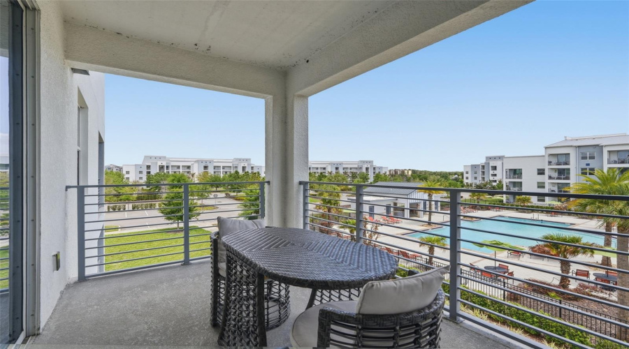 KISSIMMEE, Florida 34746, 2 Bedrooms Bedrooms, ,2 BathroomsBathrooms,Residential,For Sale,PARADOX,0,MFRS5147323