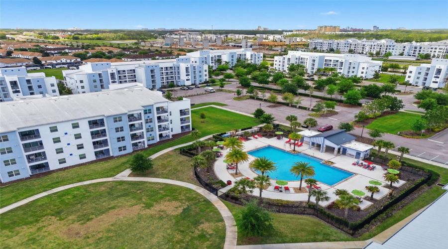 KISSIMMEE, Florida 34746, 2 Bedrooms Bedrooms, ,2 BathroomsBathrooms,Residential,For Sale,PARADOX,0,MFRS5147323