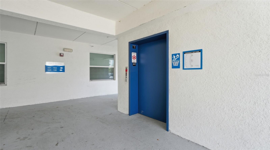 KISSIMMEE, Florida 34746, 2 Bedrooms Bedrooms, ,2 BathroomsBathrooms,Residential,For Sale,PARADOX,0,MFRS5147323