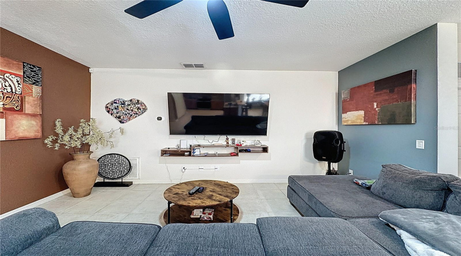 DAVENPORT, Florida 33837, 6 Bedrooms Bedrooms, ,4 BathroomsBathrooms,Residential,For Sale,ORANGE COSMOS,0,MFRS5146847