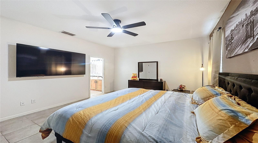 DAVENPORT, Florida 33837, 6 Bedrooms Bedrooms, ,4 BathroomsBathrooms,Residential,For Sale,ORANGE COSMOS,0,MFRS5146847