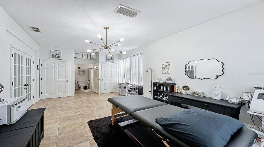 DAVENPORT, Florida 33837, 6 Bedrooms Bedrooms, ,4 BathroomsBathrooms,Residential,For Sale,ORANGE COSMOS,0,MFRS5146847