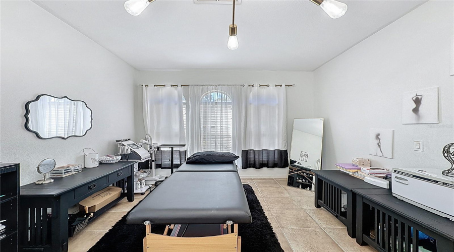 DAVENPORT, Florida 33837, 6 Bedrooms Bedrooms, ,4 BathroomsBathrooms,Residential,For Sale,ORANGE COSMOS,0,MFRS5146847