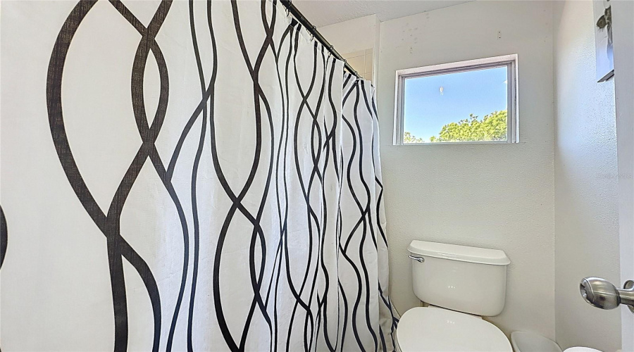 DAVENPORT, Florida 33837, 6 Bedrooms Bedrooms, ,4 BathroomsBathrooms,Residential,For Sale,ORANGE COSMOS,0,MFRS5146847