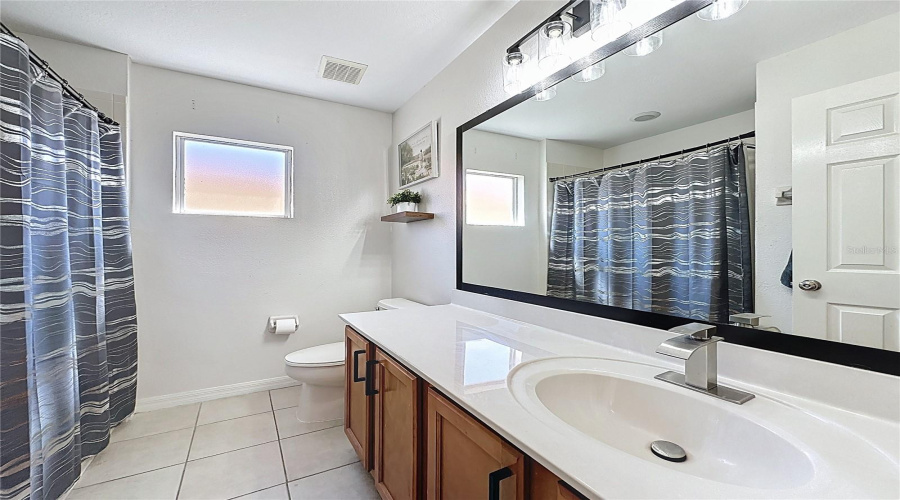 DAVENPORT, Florida 33837, 6 Bedrooms Bedrooms, ,4 BathroomsBathrooms,Residential,For Sale,ORANGE COSMOS,0,MFRS5146847