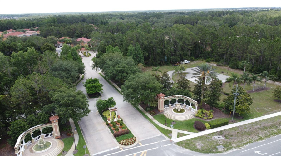 DAVENPORT, Florida 33837, 6 Bedrooms Bedrooms, ,4 BathroomsBathrooms,Residential,For Sale,ORANGE COSMOS,0,MFRS5146847