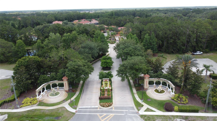 DAVENPORT, Florida 33837, 6 Bedrooms Bedrooms, ,4 BathroomsBathrooms,Residential,For Sale,ORANGE COSMOS,0,MFRS5146847