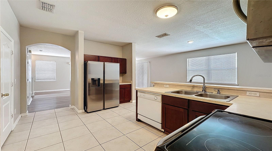 DAVENPORT, Florida 33896, 4 Bedrooms Bedrooms, ,3 BathroomsBathrooms,Residential,For Sale,ROYAL RIDGE,0,MFRS5145502