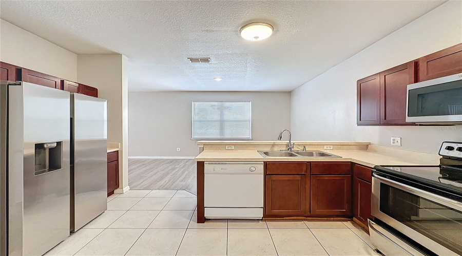 DAVENPORT, Florida 33896, 4 Bedrooms Bedrooms, ,3 BathroomsBathrooms,Residential,For Sale,ROYAL RIDGE,0,MFRS5145502