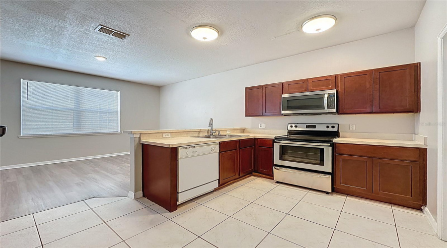 DAVENPORT, Florida 33896, 4 Bedrooms Bedrooms, ,3 BathroomsBathrooms,Residential,For Sale,ROYAL RIDGE,0,MFRS5145502