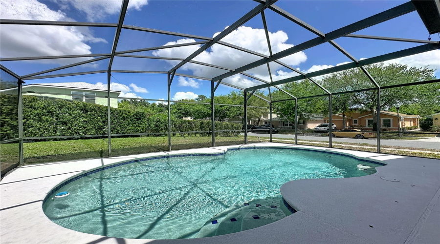 DAVENPORT, Florida 33896, 4 Bedrooms Bedrooms, ,3 BathroomsBathrooms,Residential,For Sale,ROYAL RIDGE,0,MFRS5145502