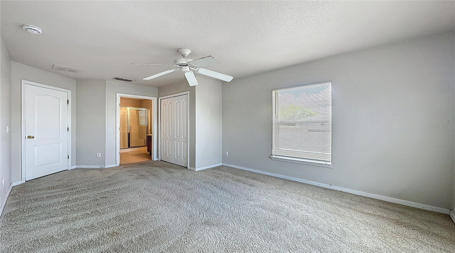 DAVENPORT, Florida 33896, 4 Bedrooms Bedrooms, ,3 BathroomsBathrooms,Residential,For Sale,ROYAL RIDGE,0,MFRS5145502