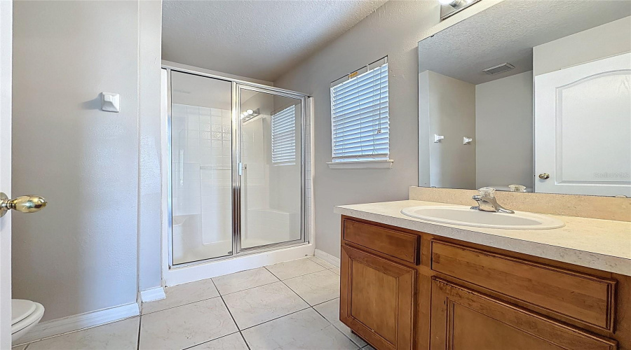 DAVENPORT, Florida 33896, 4 Bedrooms Bedrooms, ,3 BathroomsBathrooms,Residential,For Sale,ROYAL RIDGE,0,MFRS5145502