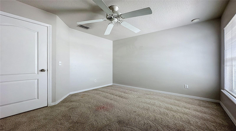 DAVENPORT, Florida 33896, 4 Bedrooms Bedrooms, ,3 BathroomsBathrooms,Residential,For Sale,ROYAL RIDGE,0,MFRS5145502