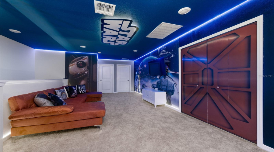 DAVENPORT, Florida 33897, 5 Bedrooms Bedrooms, ,4 BathroomsBathrooms,Residential,For Sale,LANA,0,MFRO6397142