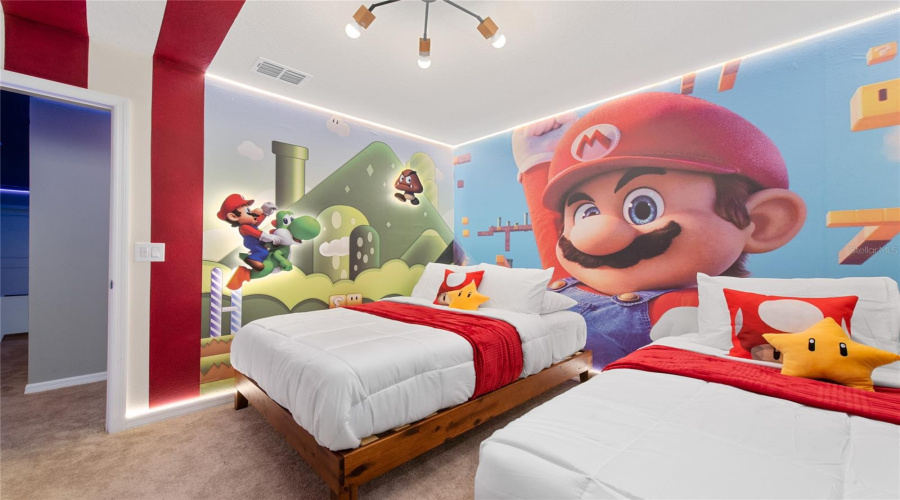 DAVENPORT, Florida 33897, 5 Bedrooms Bedrooms, ,4 BathroomsBathrooms,Residential,For Sale,LANA,0,MFRO6397142