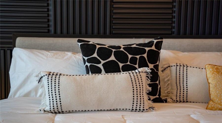 DAVENPORT, Florida 33897, 5 Bedrooms Bedrooms, ,4 BathroomsBathrooms,Residential,For Sale,LANA,0,MFRO6397142