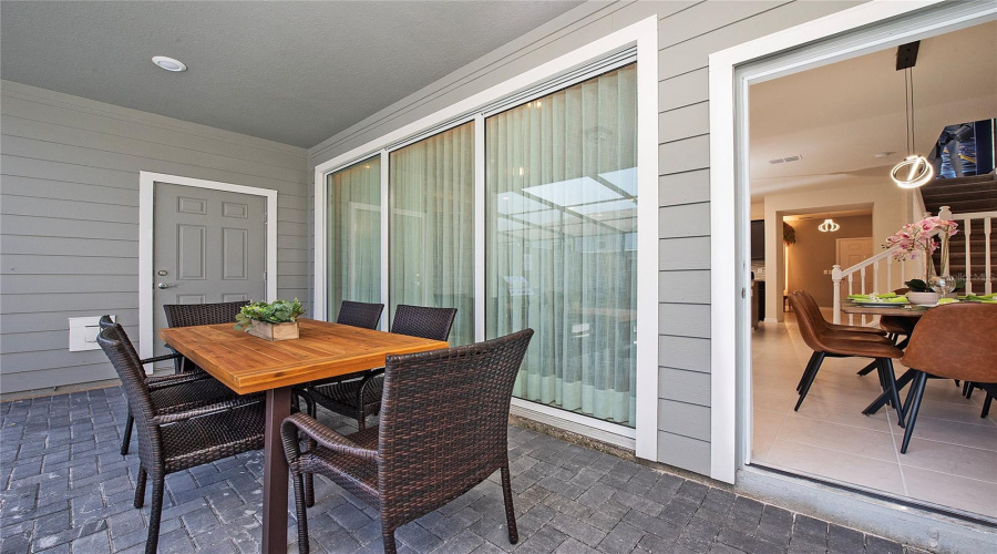 DAVENPORT, Florida 33897, 5 Bedrooms Bedrooms, ,4 BathroomsBathrooms,Residential,For Sale,LANA,0,MFRO6397142