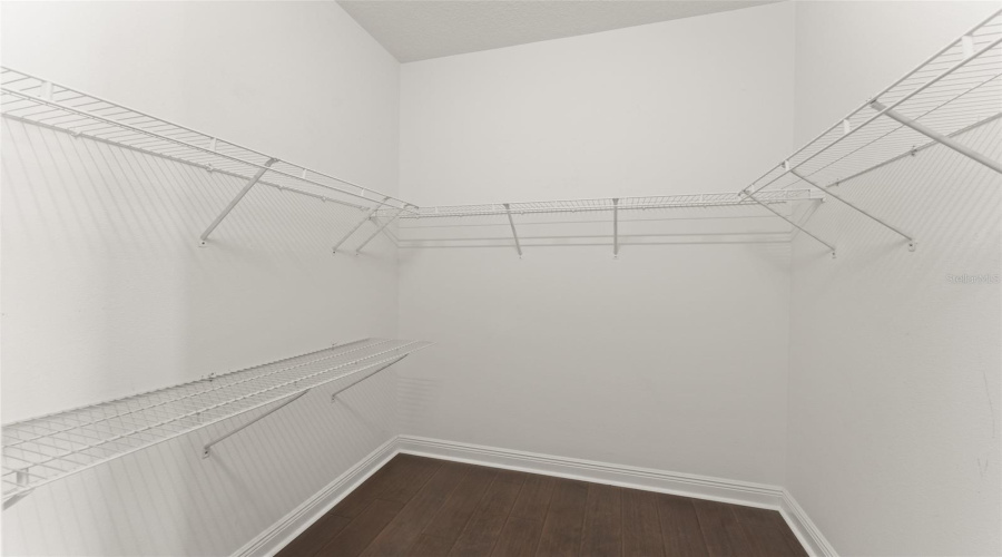 KISSIMMEE, Florida 34746, 4 Bedrooms Bedrooms, ,3 BathroomsBathrooms,Residential,For Sale,EAGLE ISLE,0,MFRO6393887