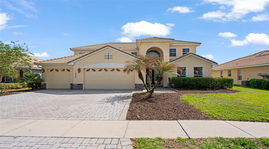 KISSIMMEE, Florida 34746, 4 Bedrooms Bedrooms, ,3 BathroomsBathrooms,Residential,For Sale,EAGLE ISLE,0,MFRO6393887