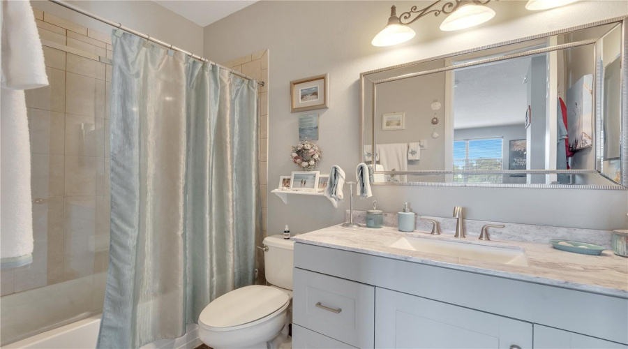 KISSIMMEE, Florida 34746, 4 Bedrooms Bedrooms, ,3 BathroomsBathrooms,Residential,For Sale,EAGLE ISLE,0,MFRO6393887