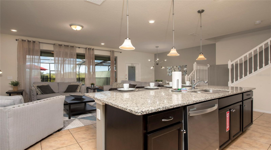 DAVENPORT, Florida 33837, 5 Bedrooms Bedrooms, ,4 BathroomsBathrooms,Residential,For Sale,TERRASONESTA,0,MFRO6397123