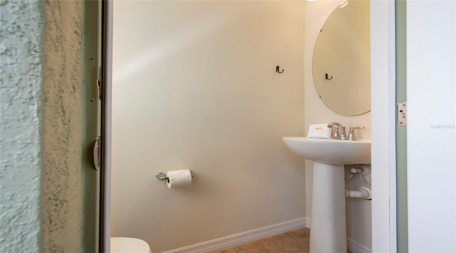 DAVENPORT, Florida 33837, 5 Bedrooms Bedrooms, ,4 BathroomsBathrooms,Residential,For Sale,TERRASONESTA,0,MFRO6397123