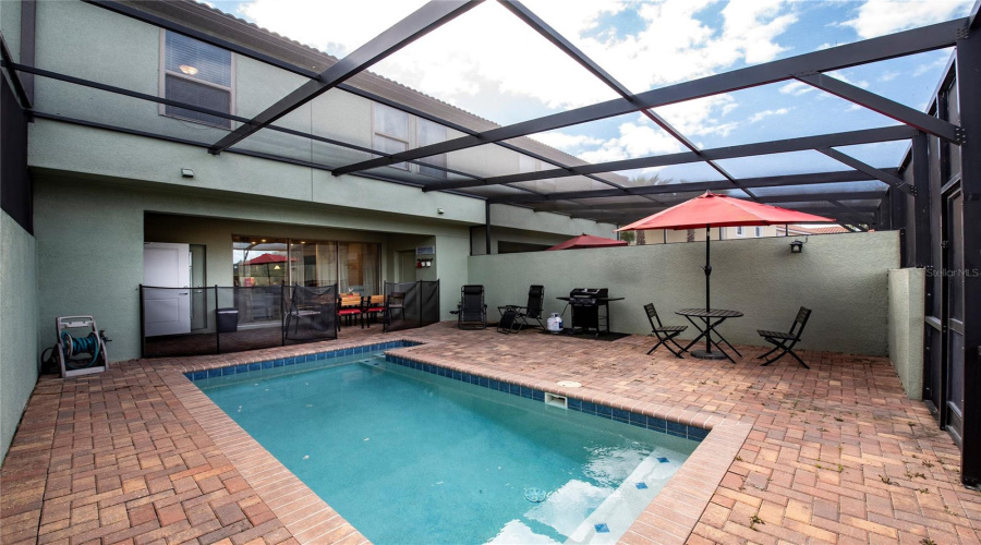 DAVENPORT, Florida 33837, 5 Bedrooms Bedrooms, ,4 BathroomsBathrooms,Residential,For Sale,TERRASONESTA,0,MFRO6397123