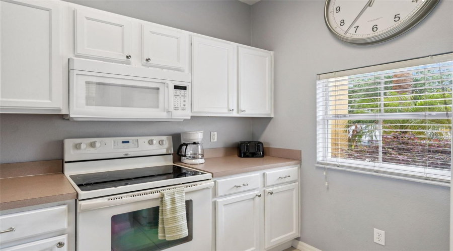 KISSIMMEE, Florida 34747, 3 Bedrooms Bedrooms, ,2 BathroomsBathrooms,Residential,For Sale,YELLOW LANTANA,0,MFRS5147326