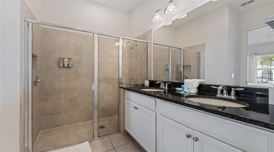 DAVENPORT, Florida 33896, 4 Bedrooms Bedrooms, ,3 BathroomsBathrooms,Residential,For Sale,CAPTIVA,0,MFRO6396814